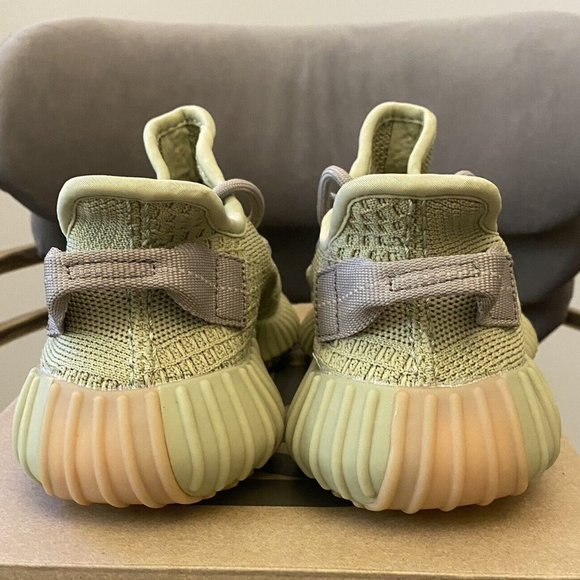 Adidas Yeezy Boost 350 V2 ‘Sulfur’ Shoes  - Size us 10